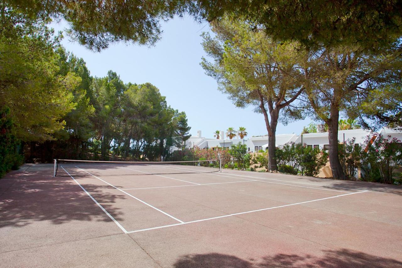 Apartamentos Club Cala Azul Sant Carles de Peralta Εξωτερικό φωτογραφία